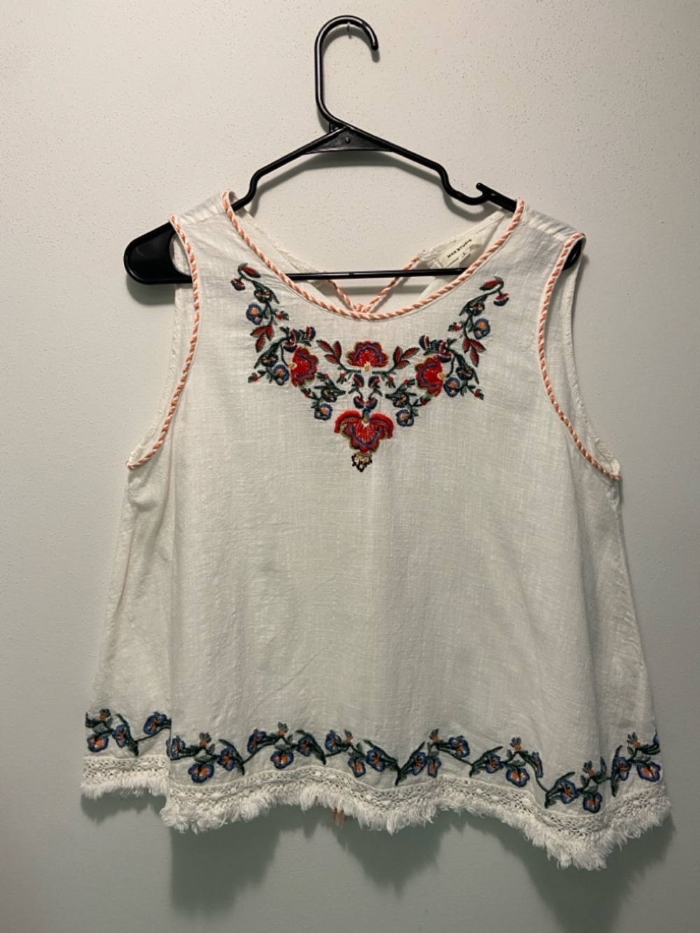 Max Studio White Sleeveless Embroidered Boho Tank with Red Floral Accents